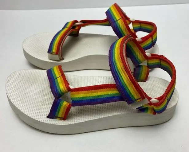 Teva  RAINBOW‎ PRIDE WHITE MIDFORM PLATFORM UNIVERSAL STRAPPY SANDAL SIZE 7 WOMEN