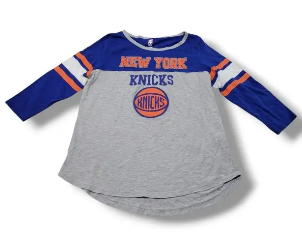 Nba New York Knicks Top Size XL UNK Basketball Graphic Print T-Shirt 3/4 Sleeves T-Shirt