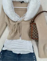 Sweaters & Knits image