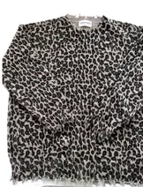 Sweaters & Knits image