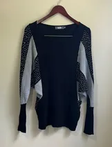 Sweaters & Knits image