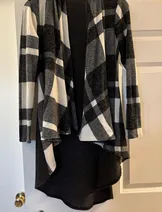 Sweaters & Knits image