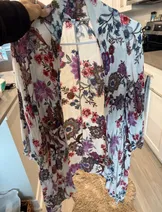 Sweaters & Knits image