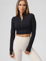 Sweaters & Knits image