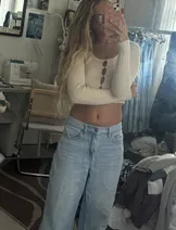 Sweaters & Knits image