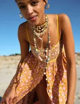 Dresses image