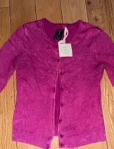 Sweaters & Knits image