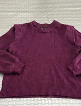 Sweaters & Knits image