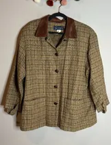 Jackets & Coats image