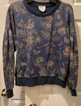 Sweaters & Knits image