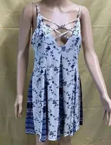 Dresses image