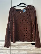 Sweaters & Knits image