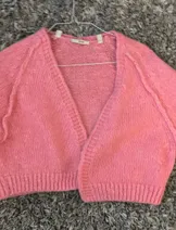 Sweaters & Knits image