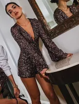 Rompers image