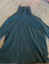 Sweaters & Knits image