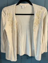 Sweaters & Knits image