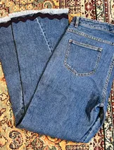 Jeans & Denim image