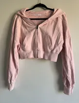 Sweaters & Knits image