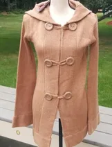 Sweaters & Knits image