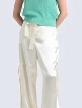 Sweaters & Knits image