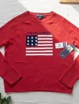 Sweaters & Knits image