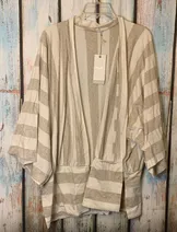 Sweaters & Knits image