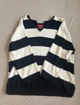 Sweaters & Knits image