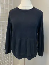 Sweaters & Knits image