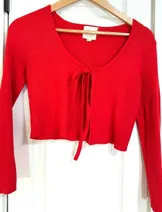 Sweaters & Knits image