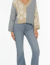 Sweaters & Knits image