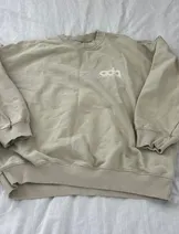 Sweaters & Knits image