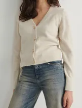 Sweaters & Knits image