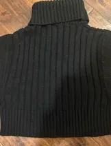 Sweaters & Knits image