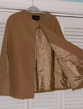 Sweaters & Knits image