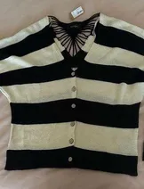 Sweaters & Knits image