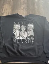 Sweaters & Knits image