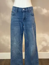 Jeans & Denim image