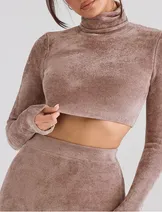 Sweaters & Knits image