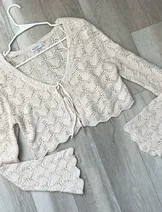 Sweaters & Knits image