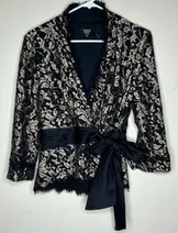 Jackets & Coats image