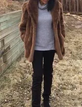 Sweaters & Knits image