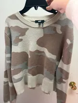 Sweaters & Knits image