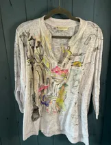 Sweaters & Knits image