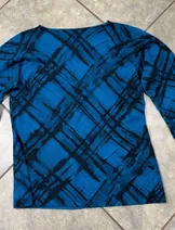 Sweaters & Knits image