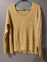 Sweaters & Knits image