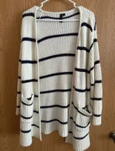 Sweaters & Knits image