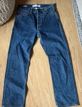 Jeans & Denim image
