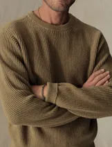 Sweaters & Knits image