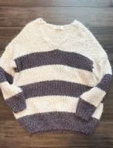 Sweaters & Knits image