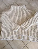 Sweaters & Knits image